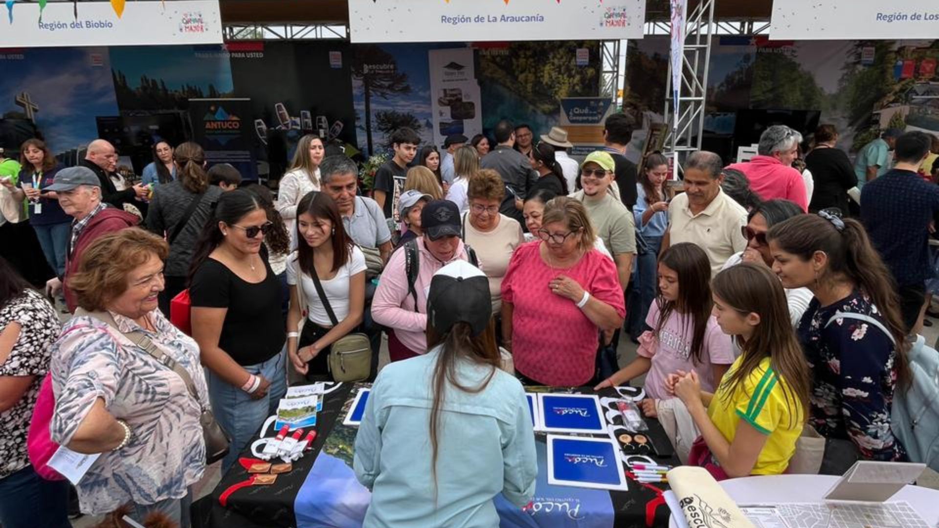 Turismo Pucòn en Carnaval Mayor de Sernatur